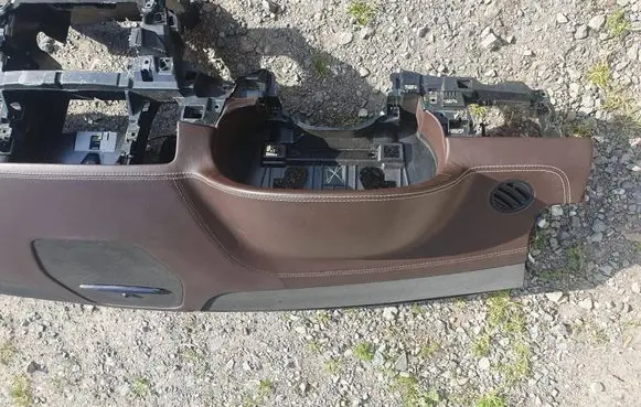 Mercedes-Benz ML W166 Dashboard 