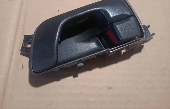 Mitsubishi Pajero Pinin Front door interior handle MR393471