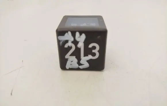 Audi A4 S4 B5 8D Other relay 443951253J