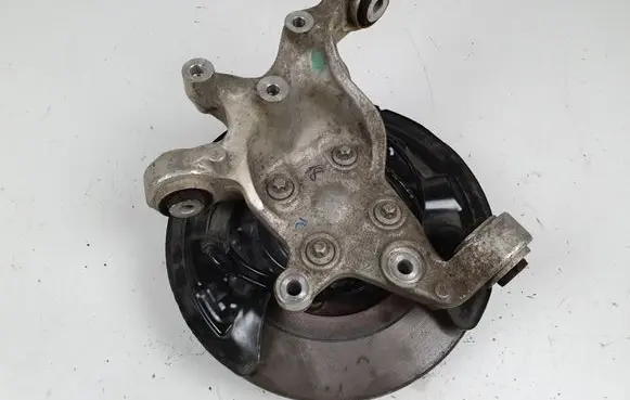Mercedes-Benz GLA W156 Rear wheel hub 2460306