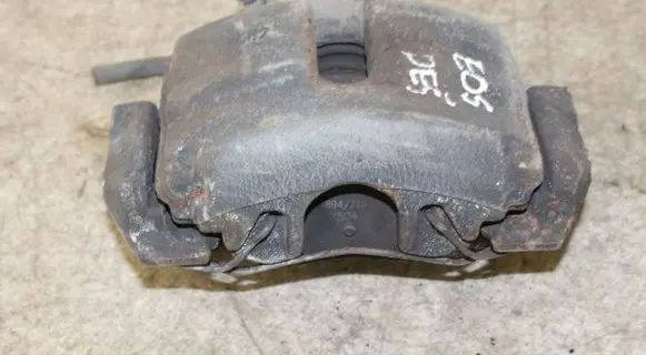 Volkswagen Eos Front brake caliper