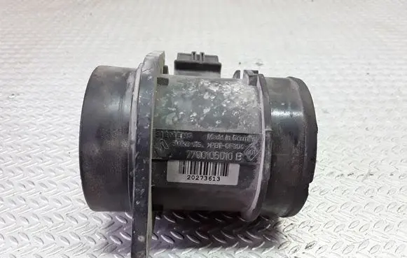 Renault Laguna I Mass air flow meter 5WK9615 7700105010B