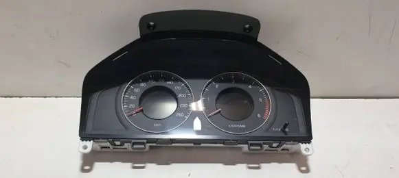 Volvo XC70 Speedometer (instrument cluster) 36002598 31270899AA 69399270U