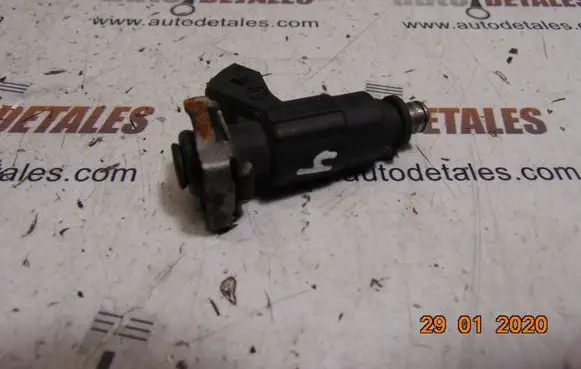 Mercedes-Benz ML W164 Fuel injector A0280155742