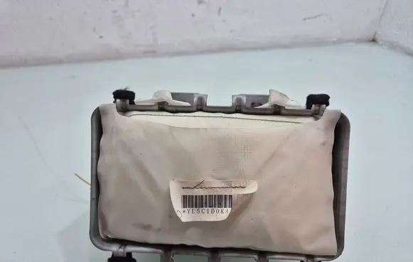 Mitsubishi Outlander Passenger airbag 7030A026