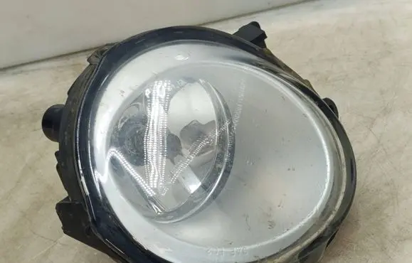 Volkswagen Touareg I Front fog light 7L6941699E 89202291