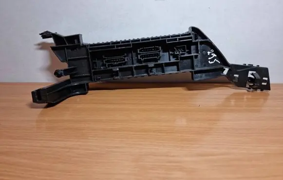 Mercedes-Benz GL X166 Fuse box set A1665460043