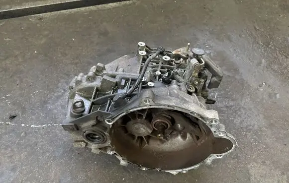 Hyundai ix35 Manual 6 speed gearbox WDJ6K