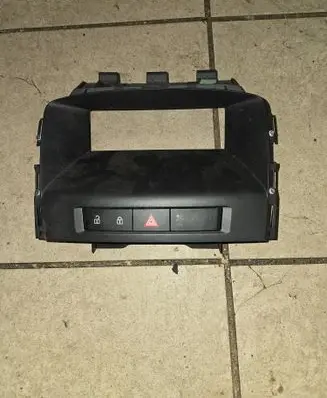 Opel Astra J Hazard light switch 340685796