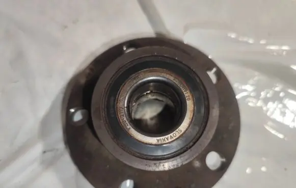 Skoda Fabia Mk1 (6Y) Front wheel bearing hub F80119120 V118-2113