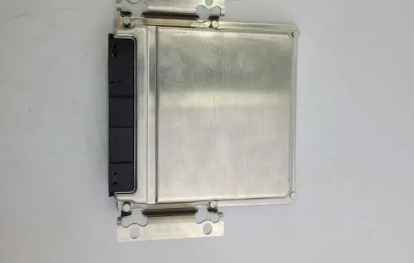 Mercedes-Benz Vito Viano W638 Engine control unit/module A6111530291