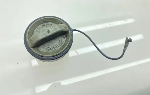 Fuel tank filler cap