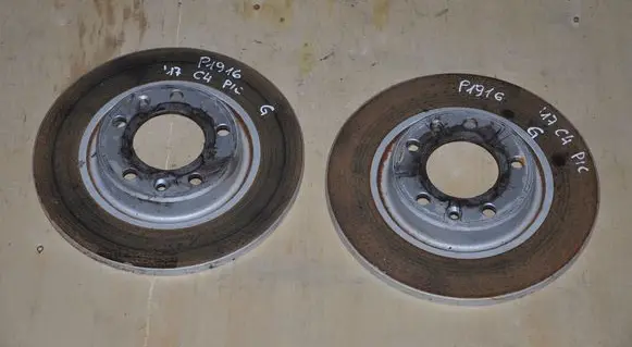 Citroen C4 II Picasso Rear brake disc