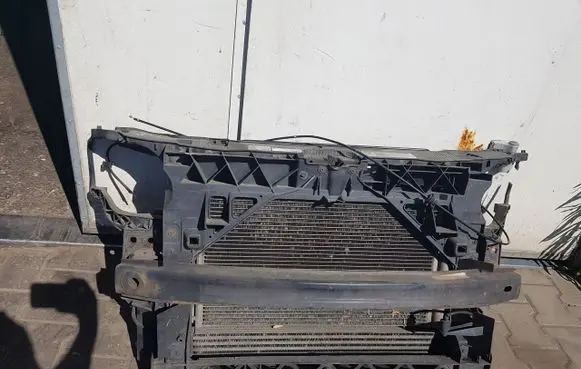 Seat Ibiza IV (6J,6P) Radiator support slam panel