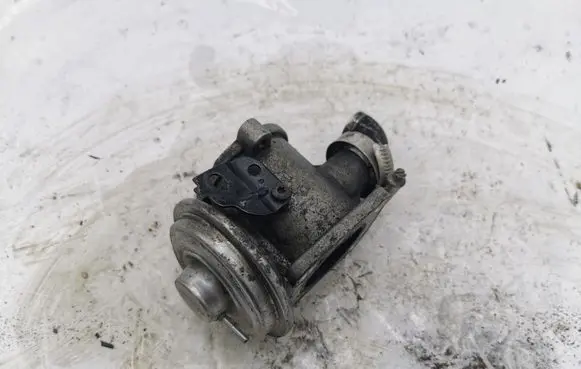 BMW 5 E60 E61 EGR valve 7791480