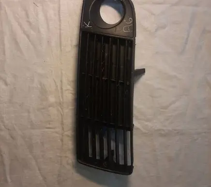 Audi A6 S6 C5 4B Front bumper lower grill 4B0807681J DN12550