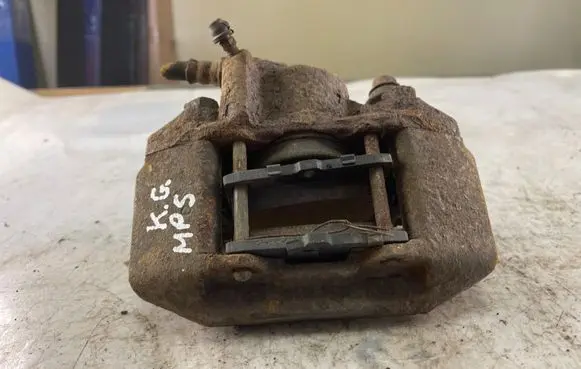 Rear brake caliper