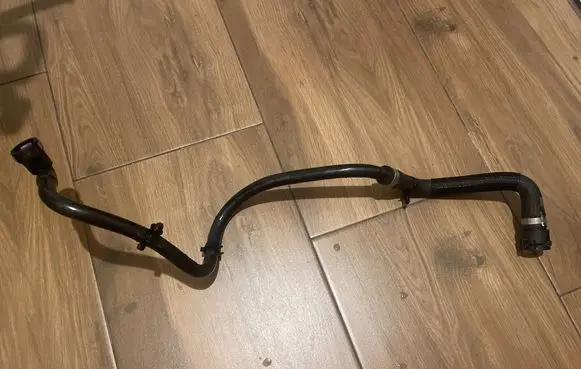 Jaguar I-Pace Engine coolant pipe/hose J9D38D120AD