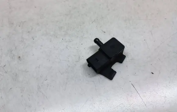 BMW 3 E90 E91 Exhaust gas pressure sensor 7805152