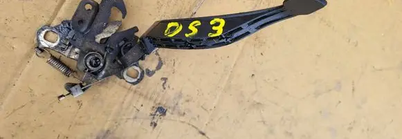 Citroen DS4 Engine bonnet/hood lock/catch 9670552080 9671069980