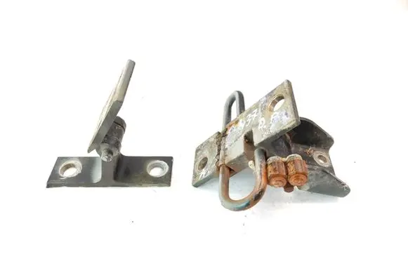 Front door hinge set
