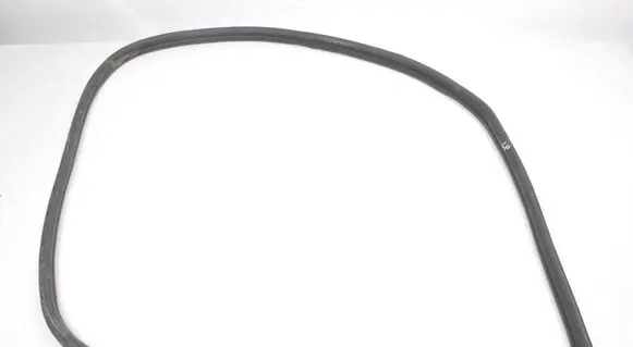 Porsche 911 Front door rubber seal 