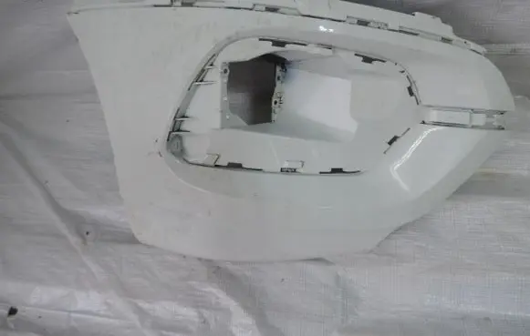 Opel Combo E Front bumper corner part panel trim 981819857