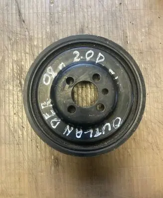 Mitsubishi Outlander Crankshaft pulley 03G105243