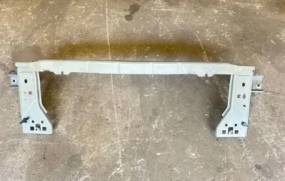 Smart ForFour II W453 Radiator support slam panel
