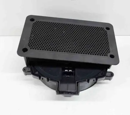 BMW X4 F26 Subwoofer speaker 9297897 18820010