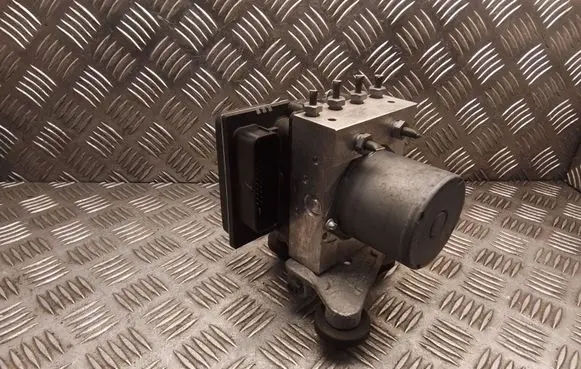 Mercedes-Benz E A207 ABS Pump A2124313512 0265236369