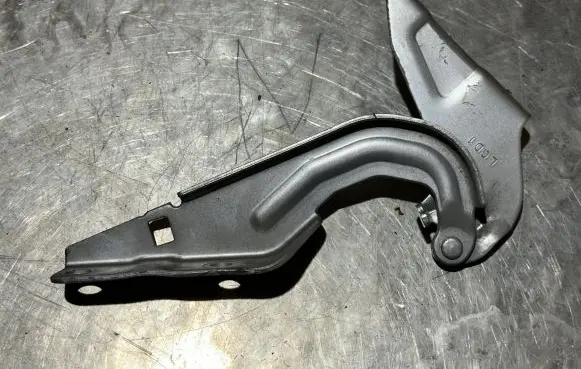 Citroen C-Crosser Engine bonnet/hood hinges