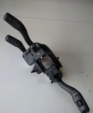 Seat Exeo (3R) Steering angle sensor 8E0953549Q 4E0953521B