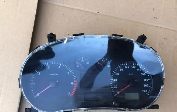 Volkswagen PASSAT B5 Speedometer (instrument cluster) W06K0920801A