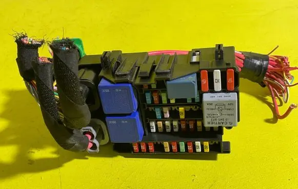 Renault Megane I Fuse box set RZ1R5P2K7