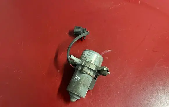Vacuum pump