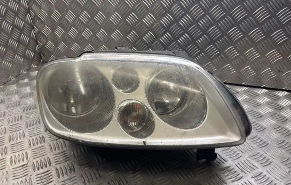 Volkswagen Touran I Headlight/headlamp 0301205202