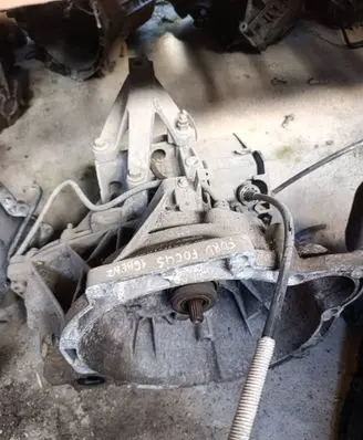 Ford Focus Manual 5 speed gearbox 98WT7F000AJ