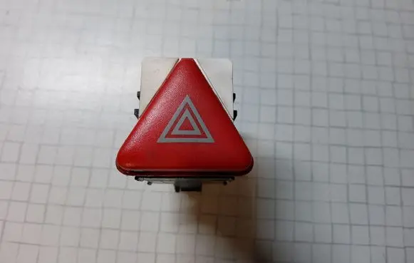 Volkswagen Transporter - Caravelle T5 Hazard light switch 6Y0953235
