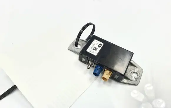 Jaguar XF X260 Antenna control unit 