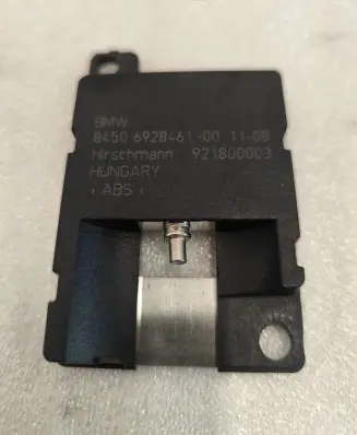 BMW X3 E83 Bluetooth antenna 6928461 921800003