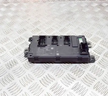 BMW 2 F22 F23 Central body control module 00000F4D 003000003