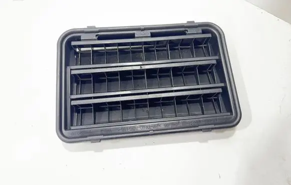 BMW 6 F06 Gran coupe Quarter panel pressure vent 6962293