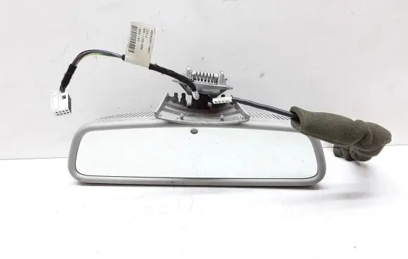 Rear view mirror (interior)