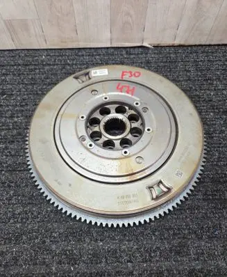 BMW 3 F30 F35 F31 Flywheel 8690203 21208690203 21209454556