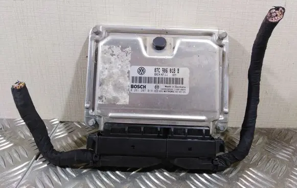 Volkswagen Phaeton Engine control unit/module 07C906018B