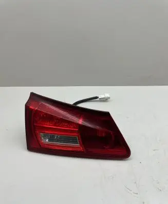 Lexus IS 220D-250-350 Tailgate rear/tail lights