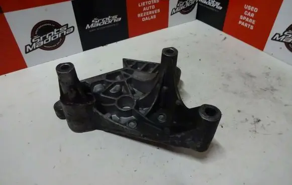 Audi A3 S3 8P Engine mount bracket 03G199207A