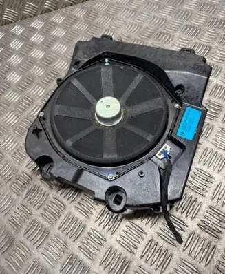 BMW 6 F12 F13 Subwoofer speaker 9169686 48000302 1H0112H0011