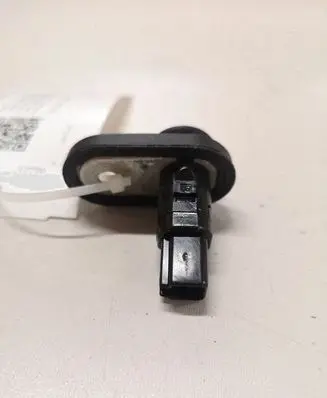 Toyota Avensis T250 Rear door sensor